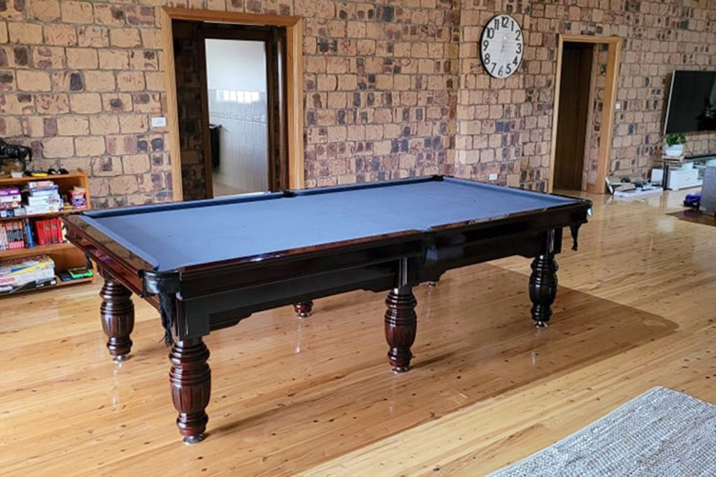 Supreme Traditional Pool Table 23