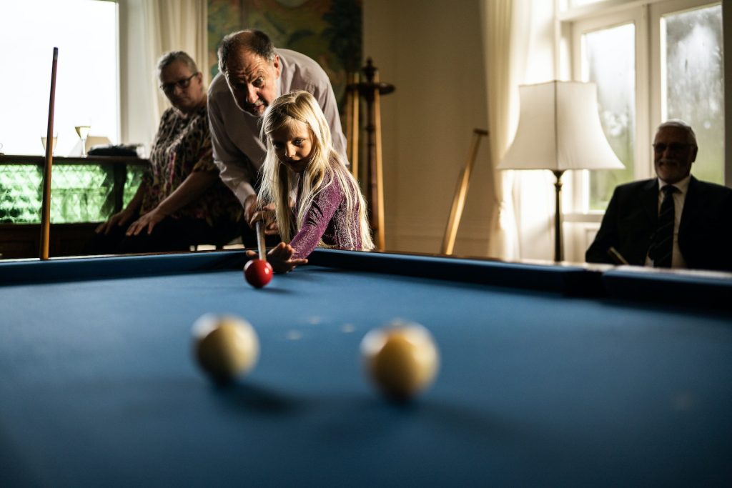 Learning How to Play Billiards 3 Learning How to Play Billiards
